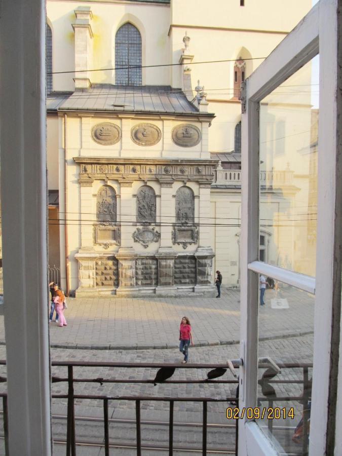 Apartment On Katedralna Львов Экстерьер фото